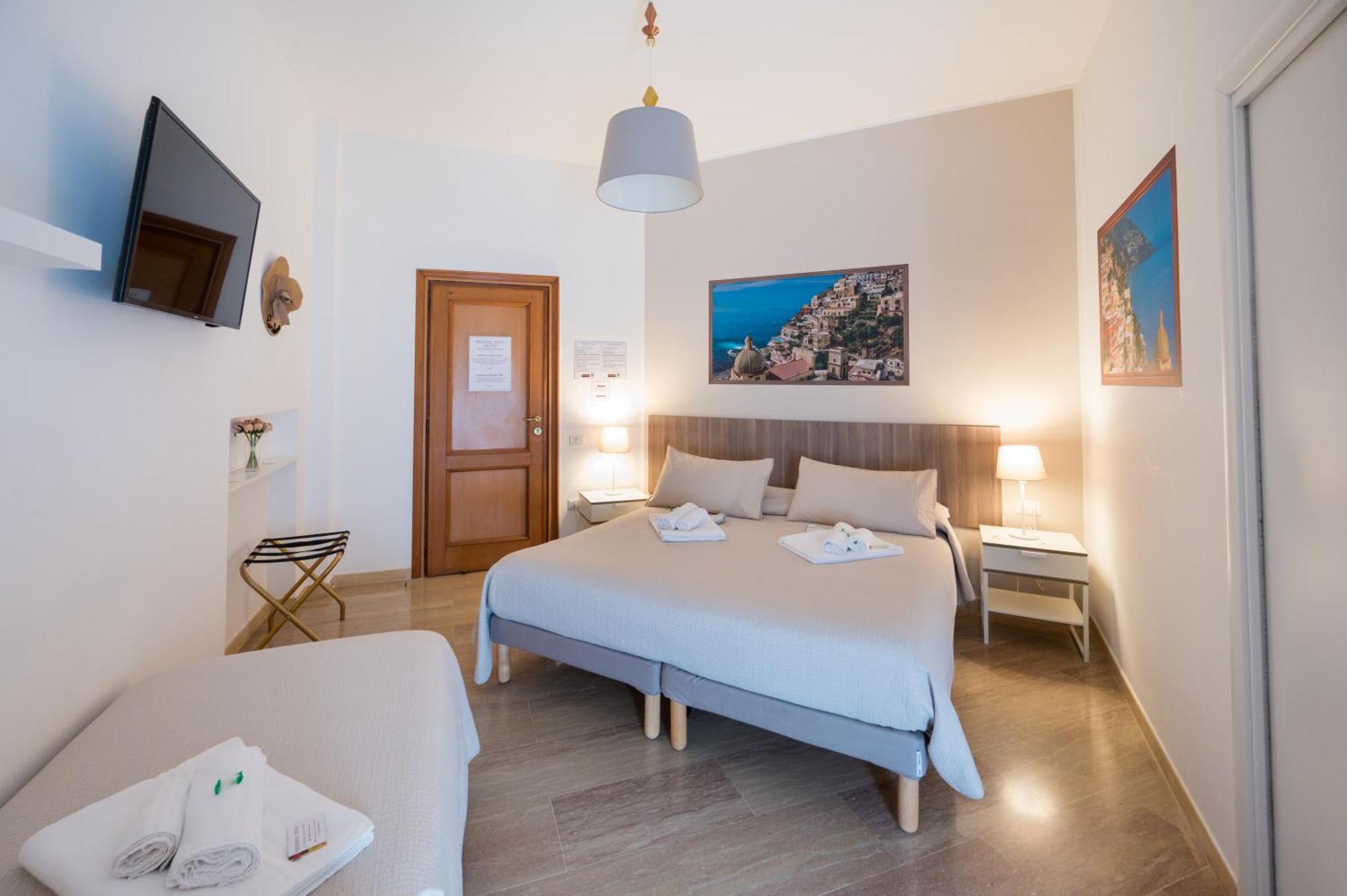 Panoramic Rooms Salerno Buitenkant foto