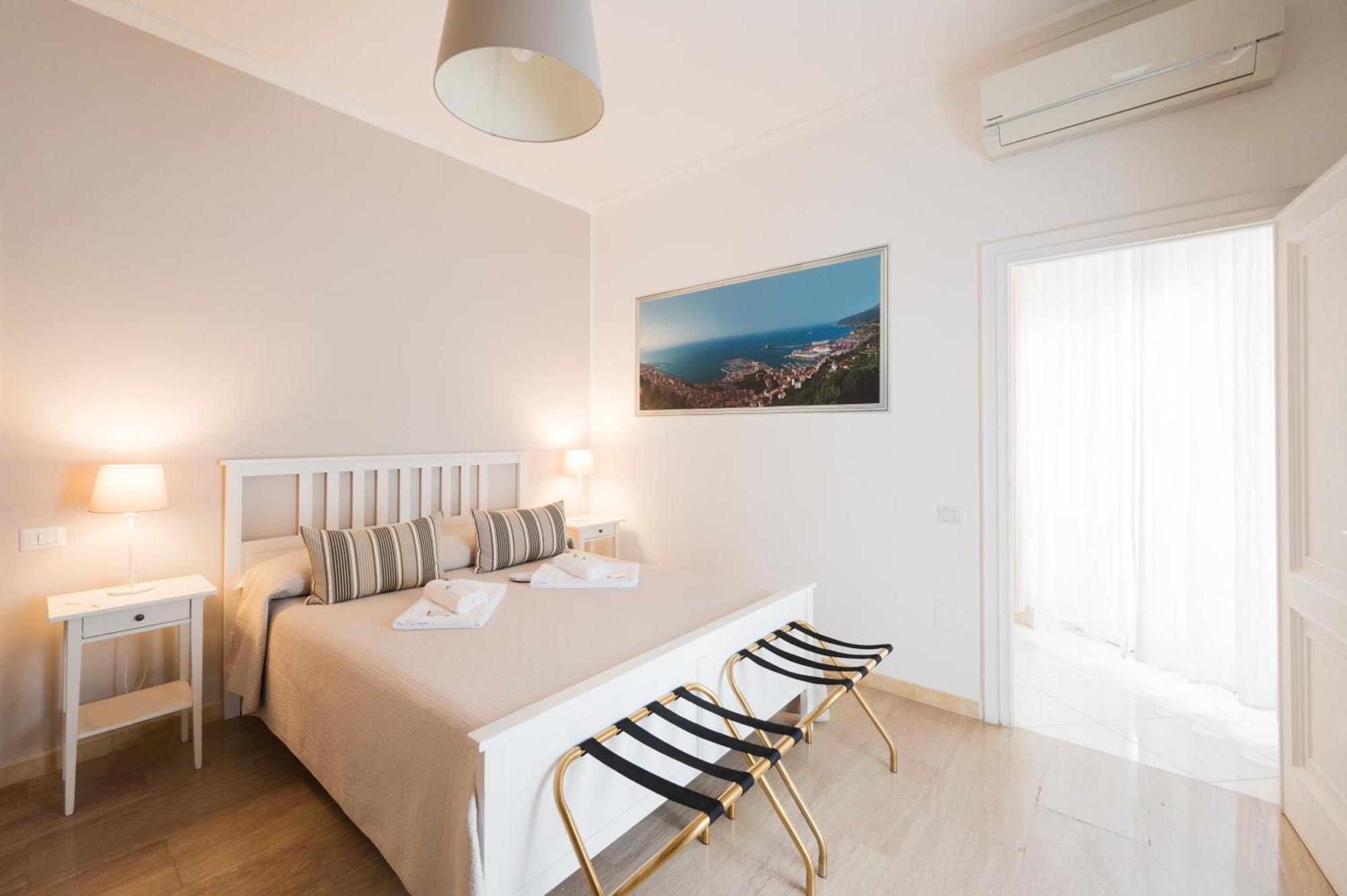 Panoramic Rooms Salerno Buitenkant foto