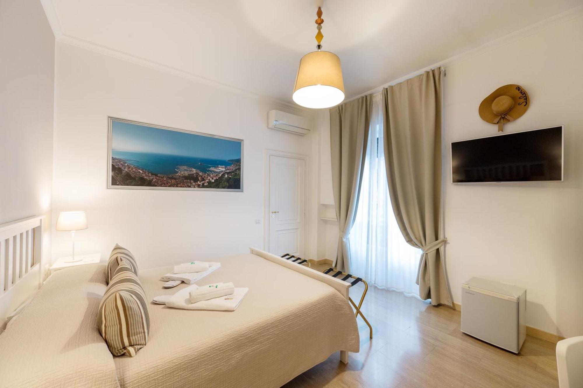 Panoramic Rooms Salerno Buitenkant foto